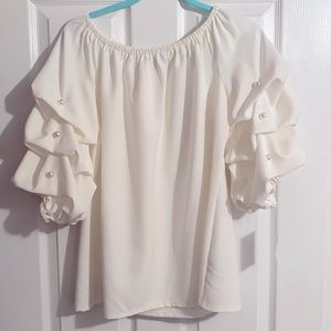 NWT Beautiful blouse with pearl arm detail